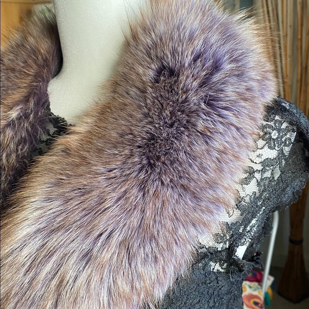Vintage Purple Hue Fur Collar - Picture 2 of 4